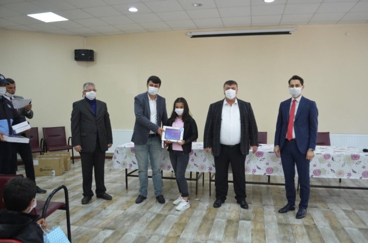 Beylikova’da uzaktan eğitime bir destek daha