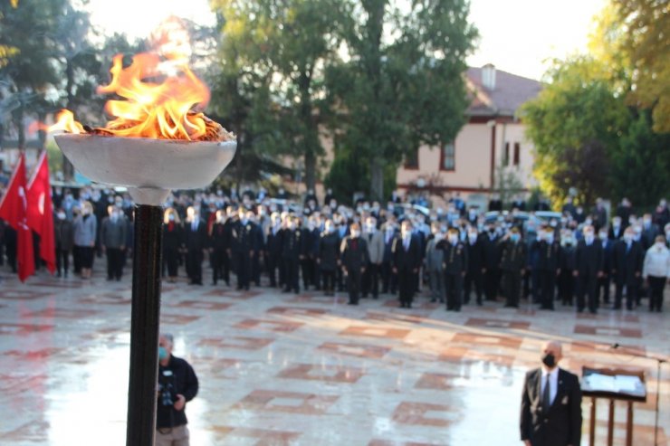 Bilecik’te 09.05’de geçe hayat durdu