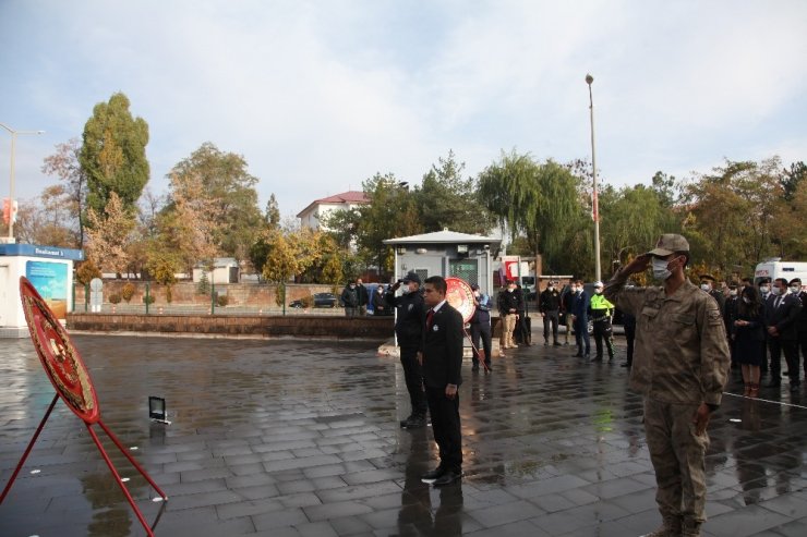 Atatürk’ün ebediyete intikalinin 82. yıldönümü