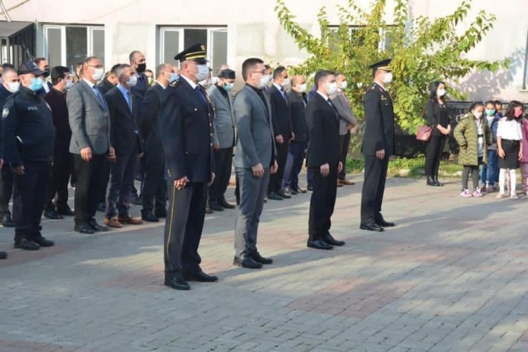 Atatürk’ün ebediyete intikalinin 82. yıldönümü