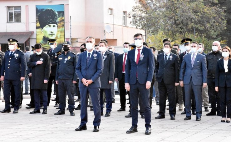 Atatürk’ün ebediyete irtihalinin 82. yıldönümü