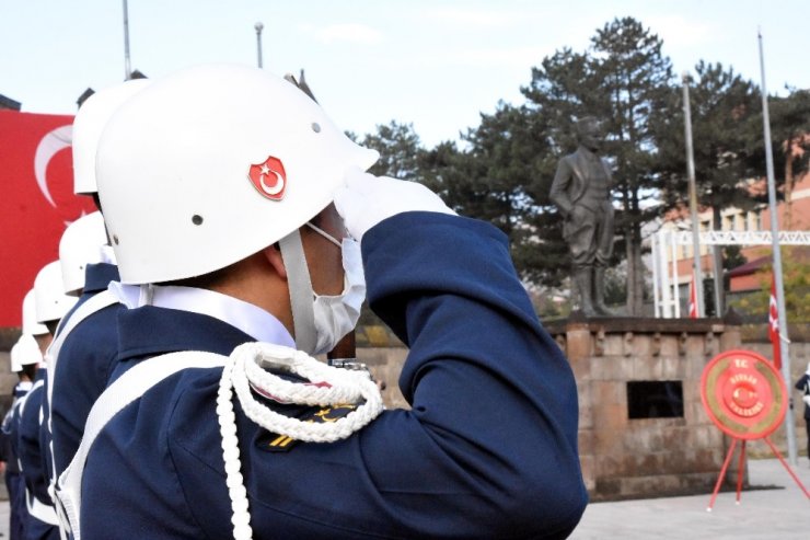 Atatürk’ün ebediyete irtihalinin 82. yıldönümü