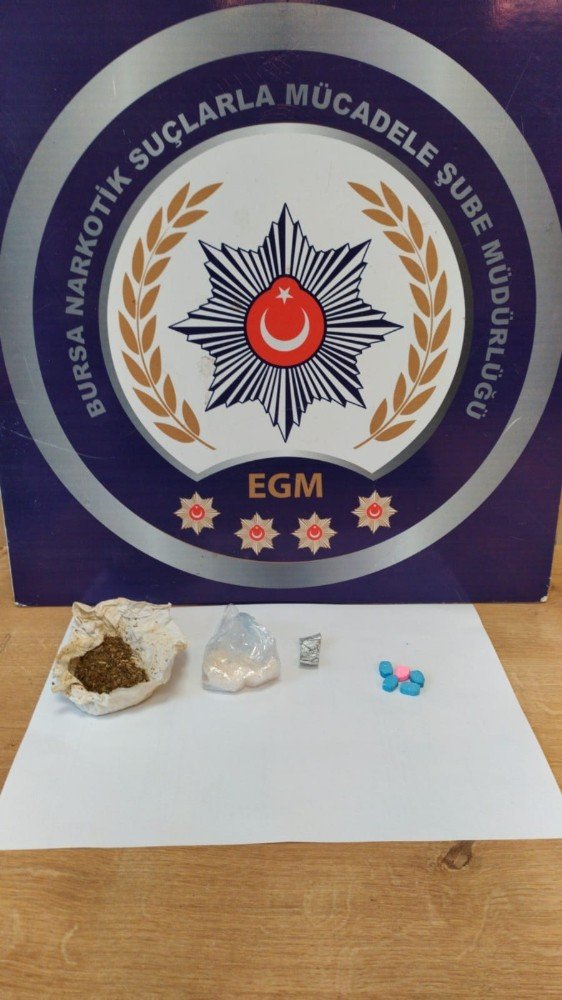 Bursa’da uyuşturucu operasyonu: 5 tutuklama