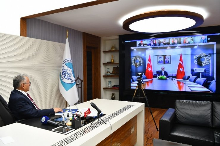 Başkan Büyükkılıç’tan pandemi değerlendirmeleri