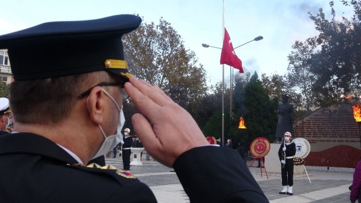 Çanakkale’de 09.05’te hayat durdu