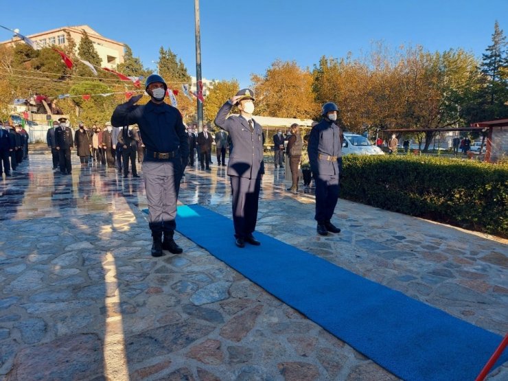 Ayvacık’ta 10 Kasım Anma Töreni