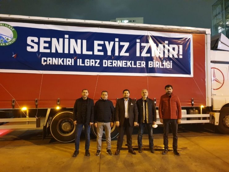 İstanbul’daki Ilgazlılar’dan depremzedelere bir tır dolusu yardım