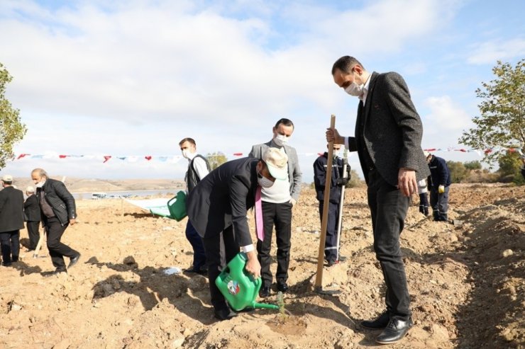 İnegöl’de 2 bin fidan toprakla buluştu