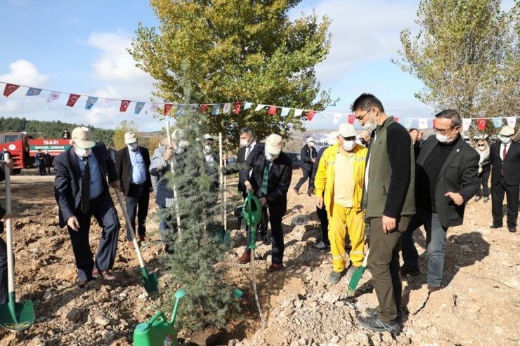 İnegöl’de 2 bin fidan toprakla buluştu