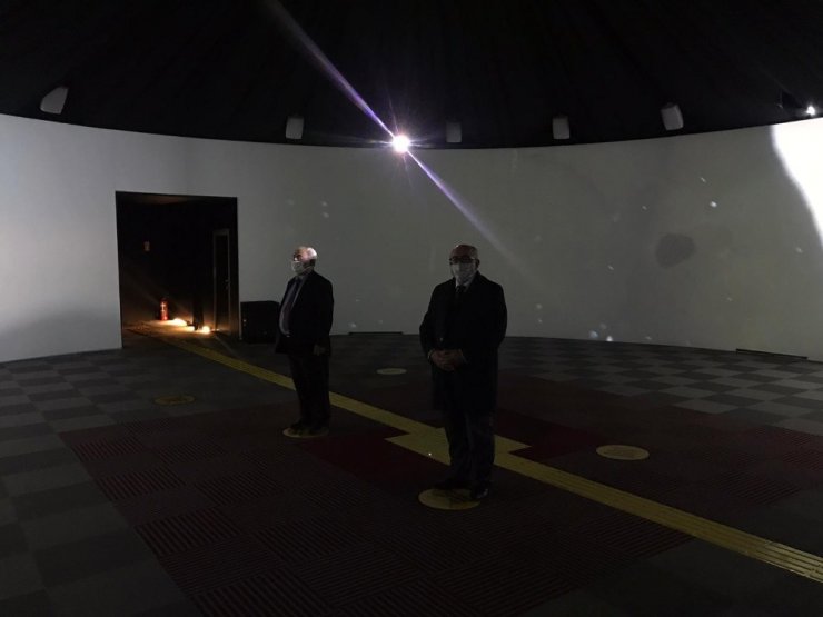 Atatürk’ün hayatının dijital gösterimi tam not aldı