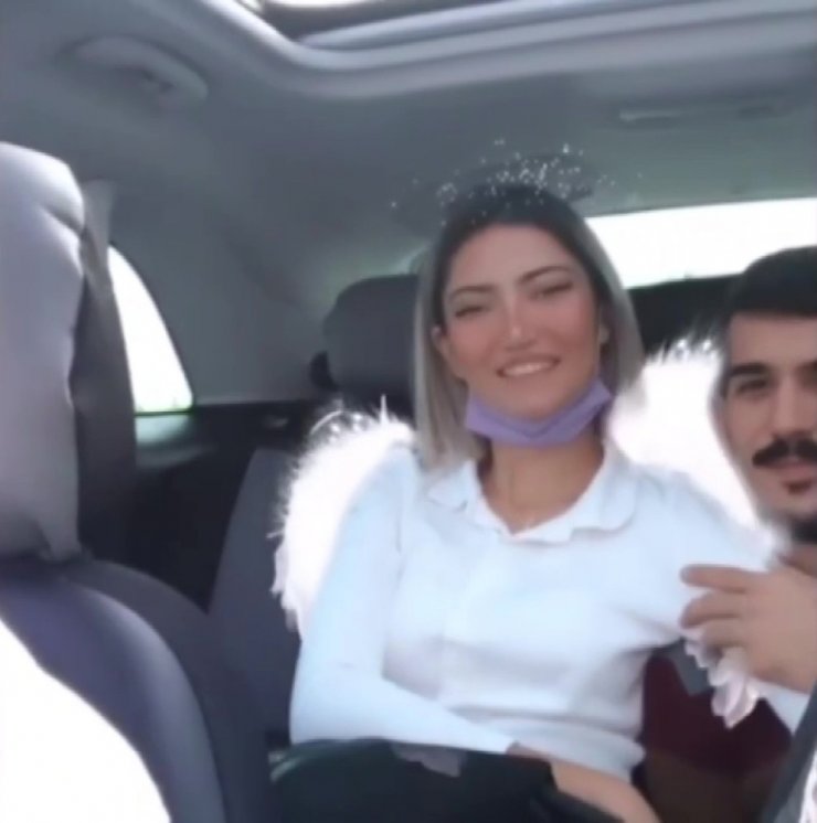 Üniversiteli Tuba, kendisini boğarak öldüren katiliyle aynı karede