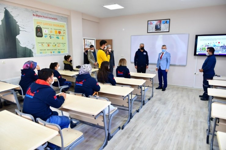 112 personeline deprem eğitimi