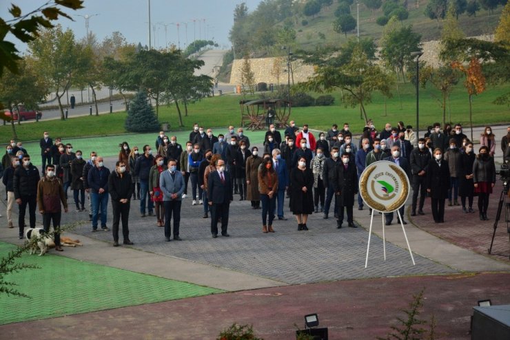 Üniversitede 10 Kasım Atatürk’ü anma programı
