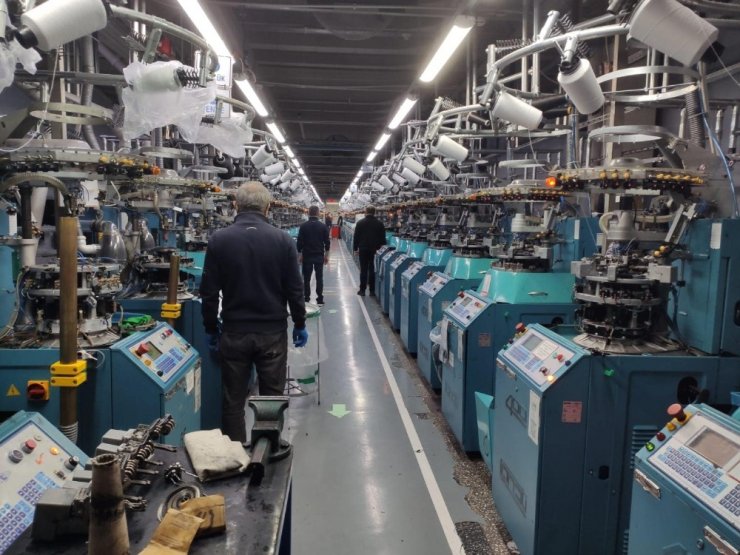 Fabrikada saat 9’u 5 geçe hayat durdu