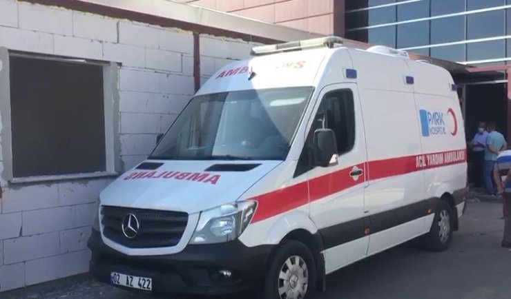 Özel hastanenin ambulansında yanan kadın öldü