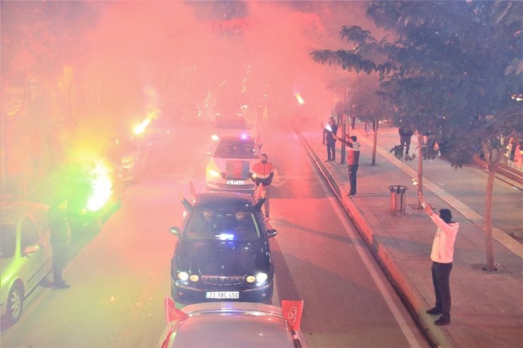 Elazığ’dan Azerbaycan için bin araçlık zafer konvoyu