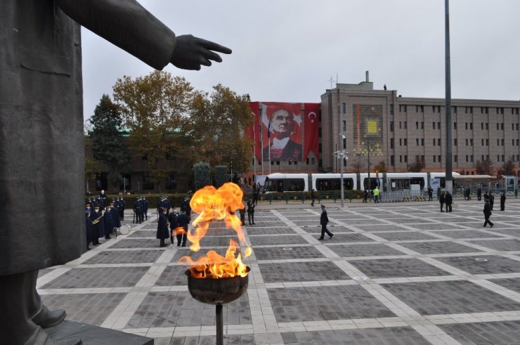 Eskişehir’de 10 Kasım Atatürk’ü anma töreni düzenlendi