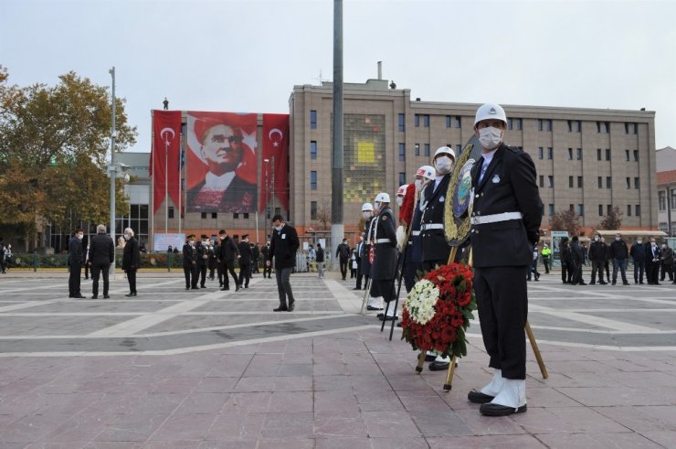 Eskişehir’de 10 Kasım Atatürk’ü anma töreni düzenlendi
