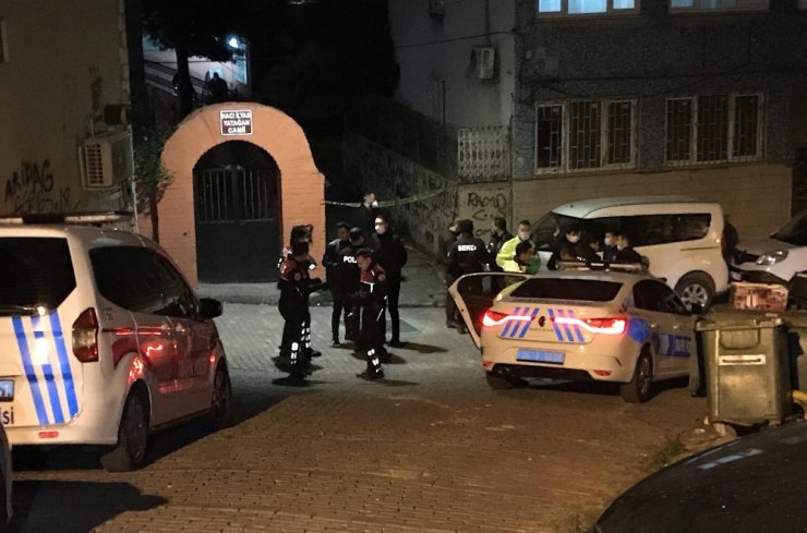 İhbara gelen polislere ateş açtı: 1 polis yaralı