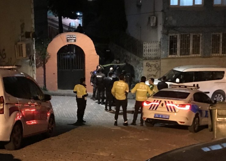 İhbara gelen polislere ateş açtı: 1 polis yaralı