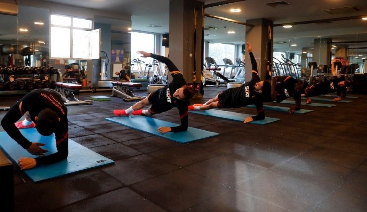 Galatasaray, Kayserispor hazırlıklarına devam etti