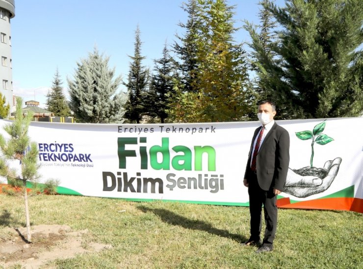 Erciyes Teknopark’da “Geleceğe Nefes” Fidanları Toprakla Buluşturuldu