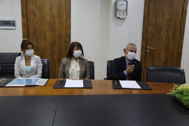 Vali Günaydın hayırsever kantarcı ailesi ile protokol imzaladı