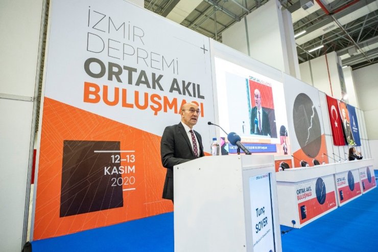 Başkan Tunç Soyer, İzmir Depremi Ortak Akıl Buluşmasında konuştu