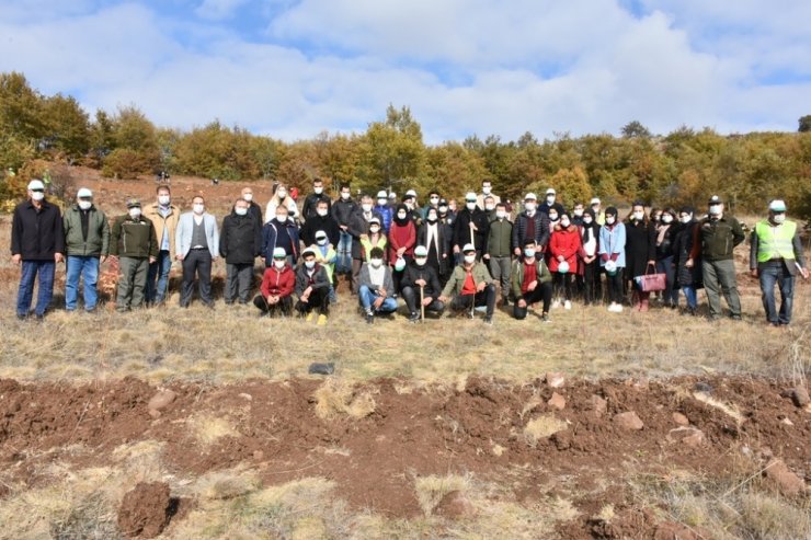 İnönü’de 8 bin fidan geleceğe nefes olacak