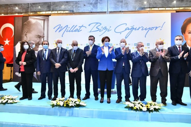 İYİ Parti Genel Başkanı Akşener: "Gittikçe artan bir sesle milletimiz bizi çağırıyor"