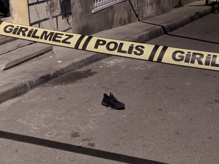 İzmir’de silahlı kavga: 1 yaralı