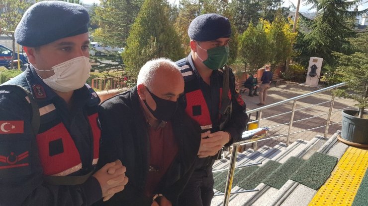 Yaşlı kadını döverek gasp eden zanlı adliyeye sevk edildi