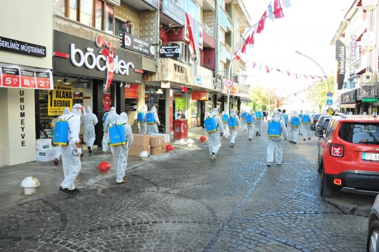 Karaman Belediyesinin korona virüs ile mücadelesi devam ediyor