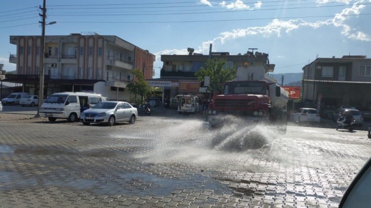 Kemer’de korona virüse karşı dezenfekte çalışmaları