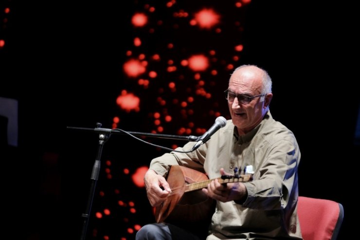 10 Kasım’da Ata’nın sevdiği şarkılar, Küçükçekmece’de yankılandı