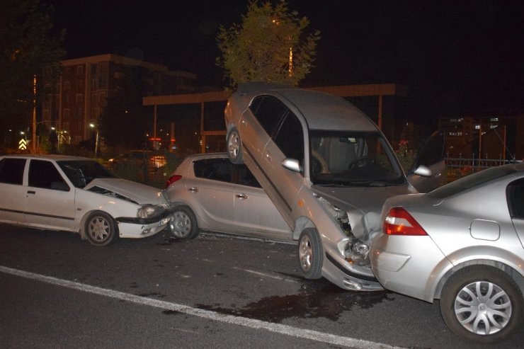 Malatya’da zincirleme kaza: 6 araç birbirine girdi