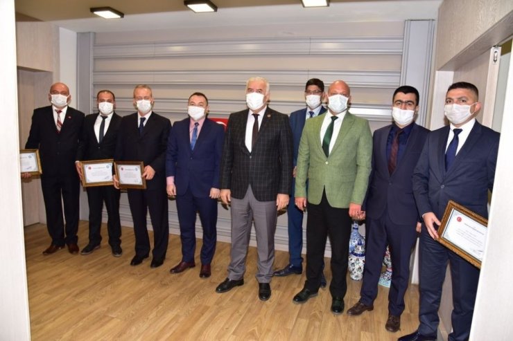 Asfalt emekçilerine teşekkür belgesi