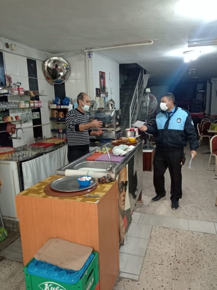 Manisa’da zabıtadan Covid-19 bilgilendirmesi