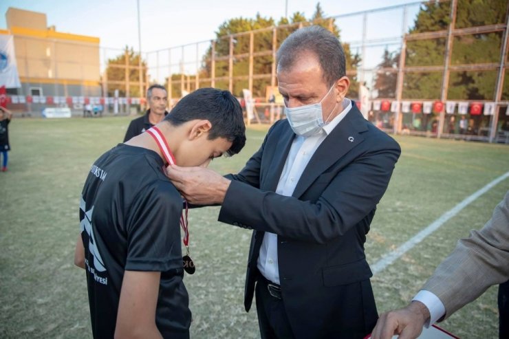 Mersin’de 10 Kasım Atatürk’ü Anma 10 Yaş Futbol Etkinliği tamamlandı