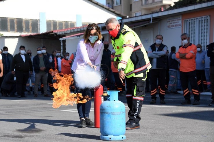 Mersin Büyükşehir Belediye personeline yangın tatbikatı