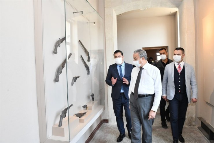 Vali Su, Tarsus’ta incelemelerde bulundu