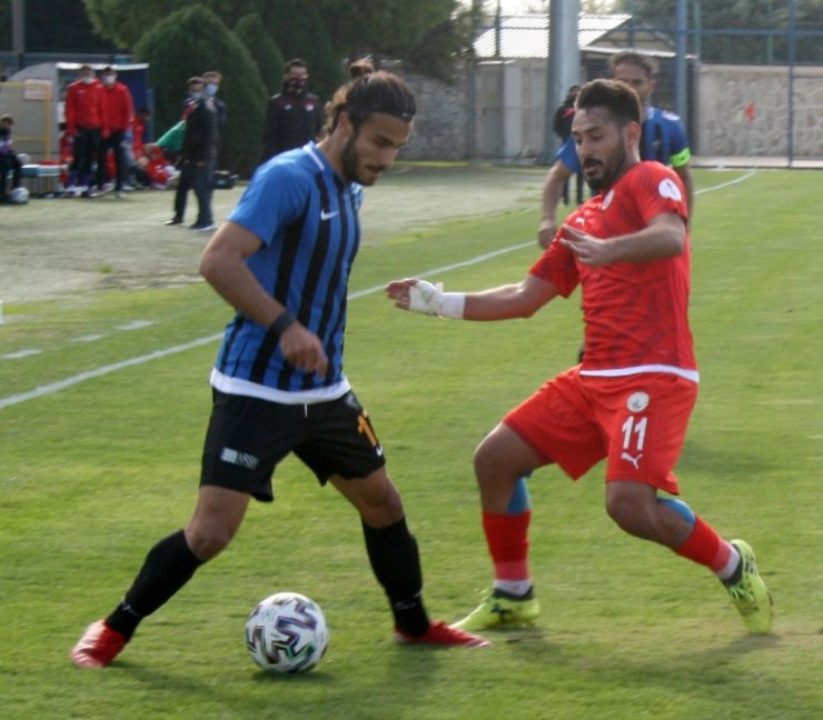 TFF 2. Lig: Karacabey Belediyespor: 4 - Sivas Belediyespor: 0