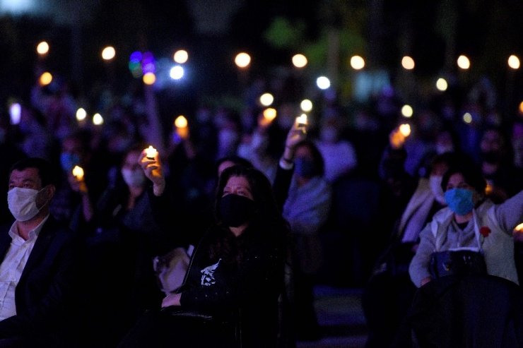 10 Kasım’da meşaleler yakıldı
