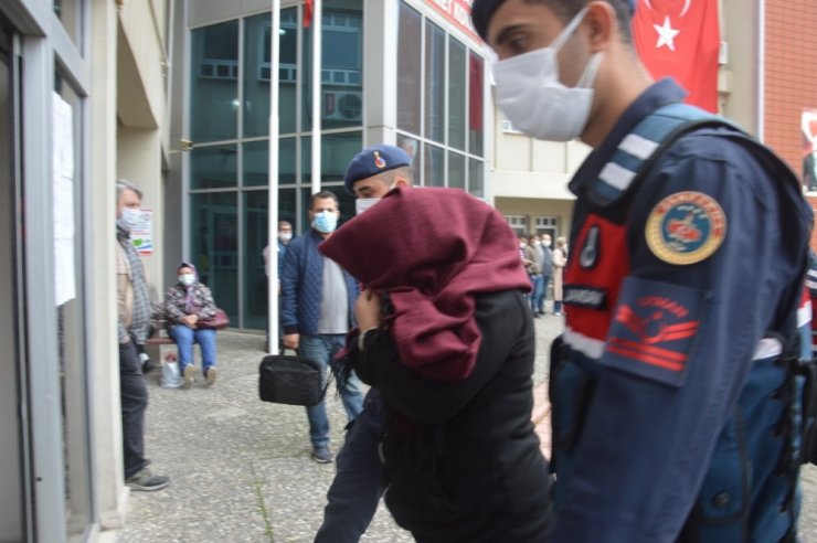 Cinayet zanlısı kadın adliyeye sevk edildi