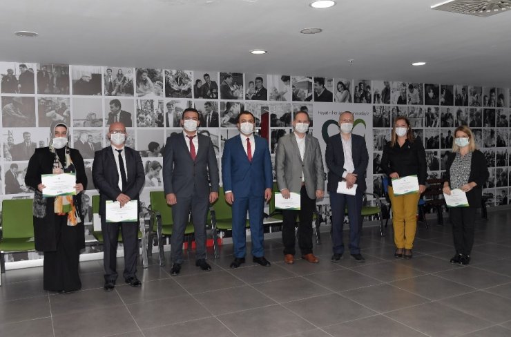 Başkan Dündar’dan pandemi kahramanlarına teşekkür