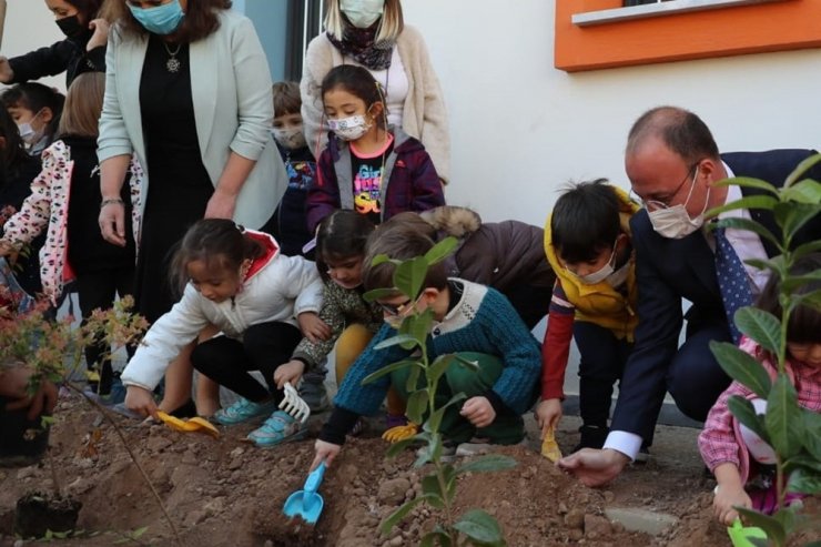 Pamukkale Belediyesinden Milli Ağaçlandırma Günü’ne destek