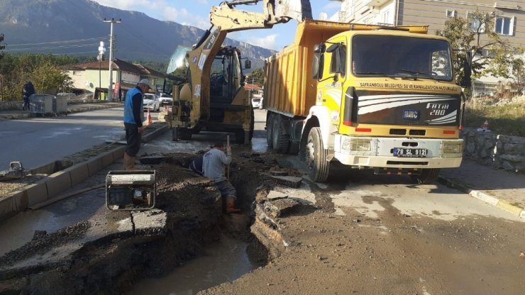 Safranbolu’da Kanalizasyon Müdürlüğü’nden arızalara anında müdahale