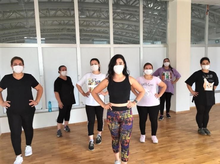 Seyhan’da 5 ayrı bölgede sabah sporu