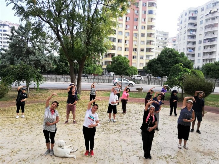 Seyhan’da 5 ayrı bölgede sabah sporu