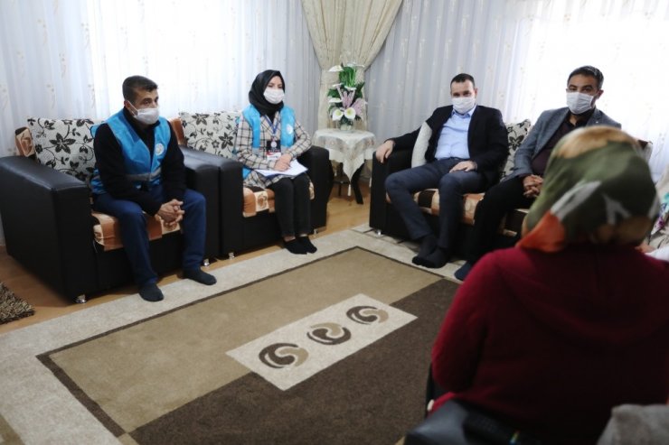 Talas’tan dezavantajlı ailelere çok yönlü destek